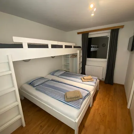 Apartment Haus Rs *